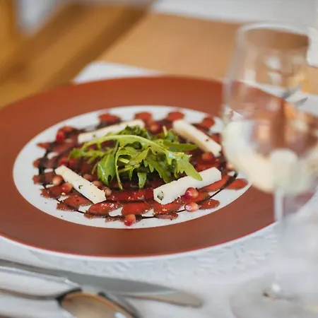 Gostinjska kuća Jelenov Greben 3*