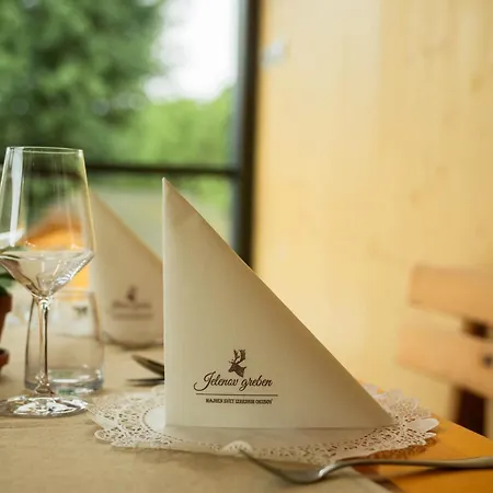 Gostinjska kuća Jelenov Greben 3*